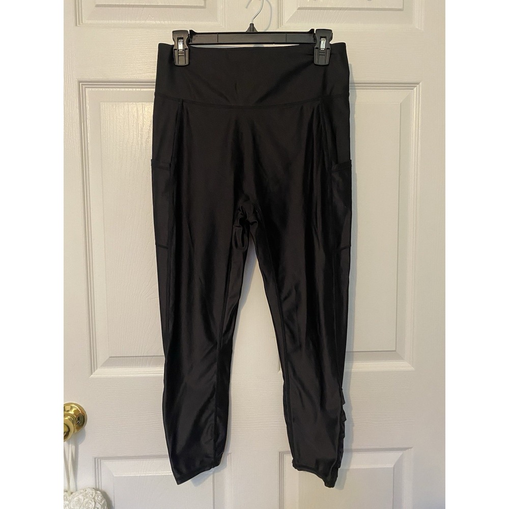 Zuda Women's Black Shiny Leggings with Cross Cross Detail Size‎ Medium